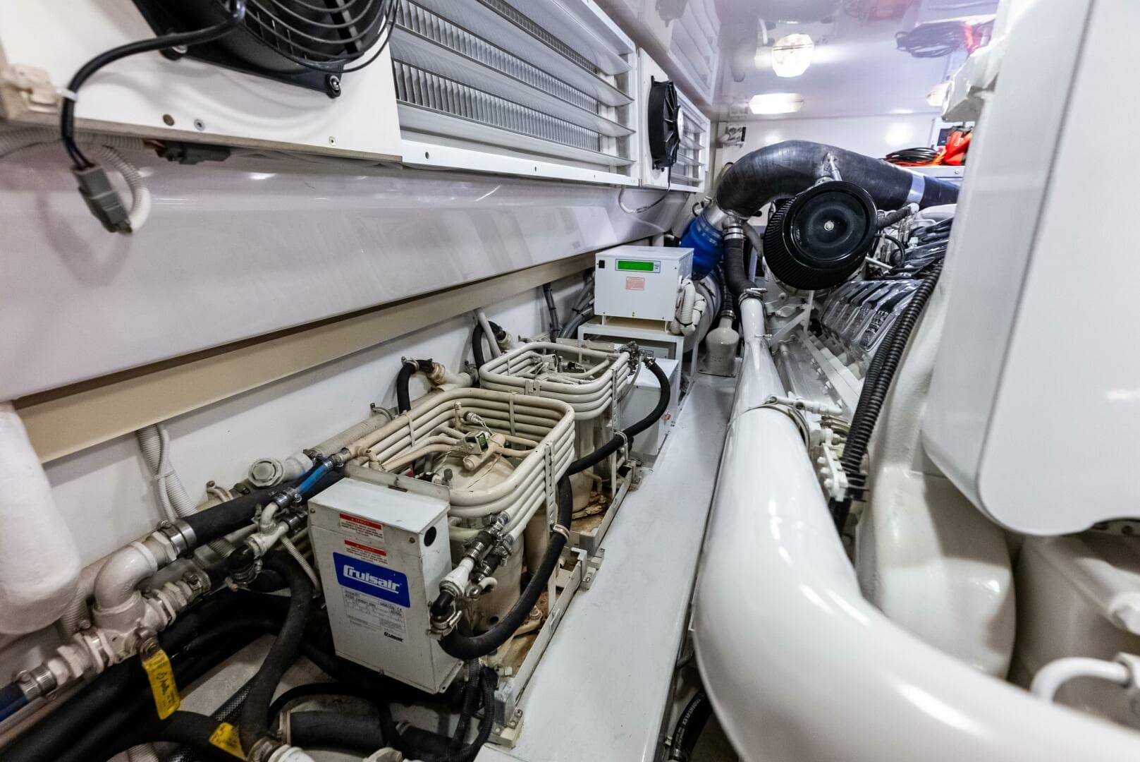 2006 Viking 68 Enclosed Bridge — photo 115