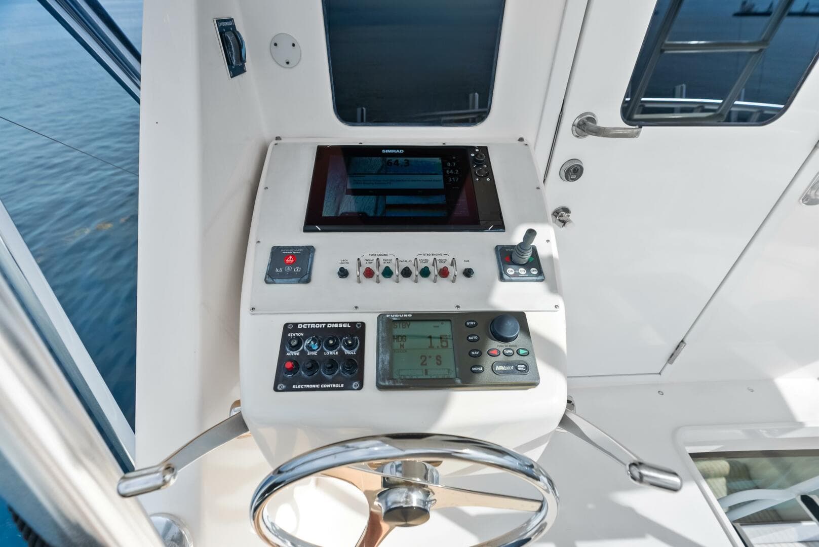 2006 Viking 68 Enclosed Bridge — photo 50