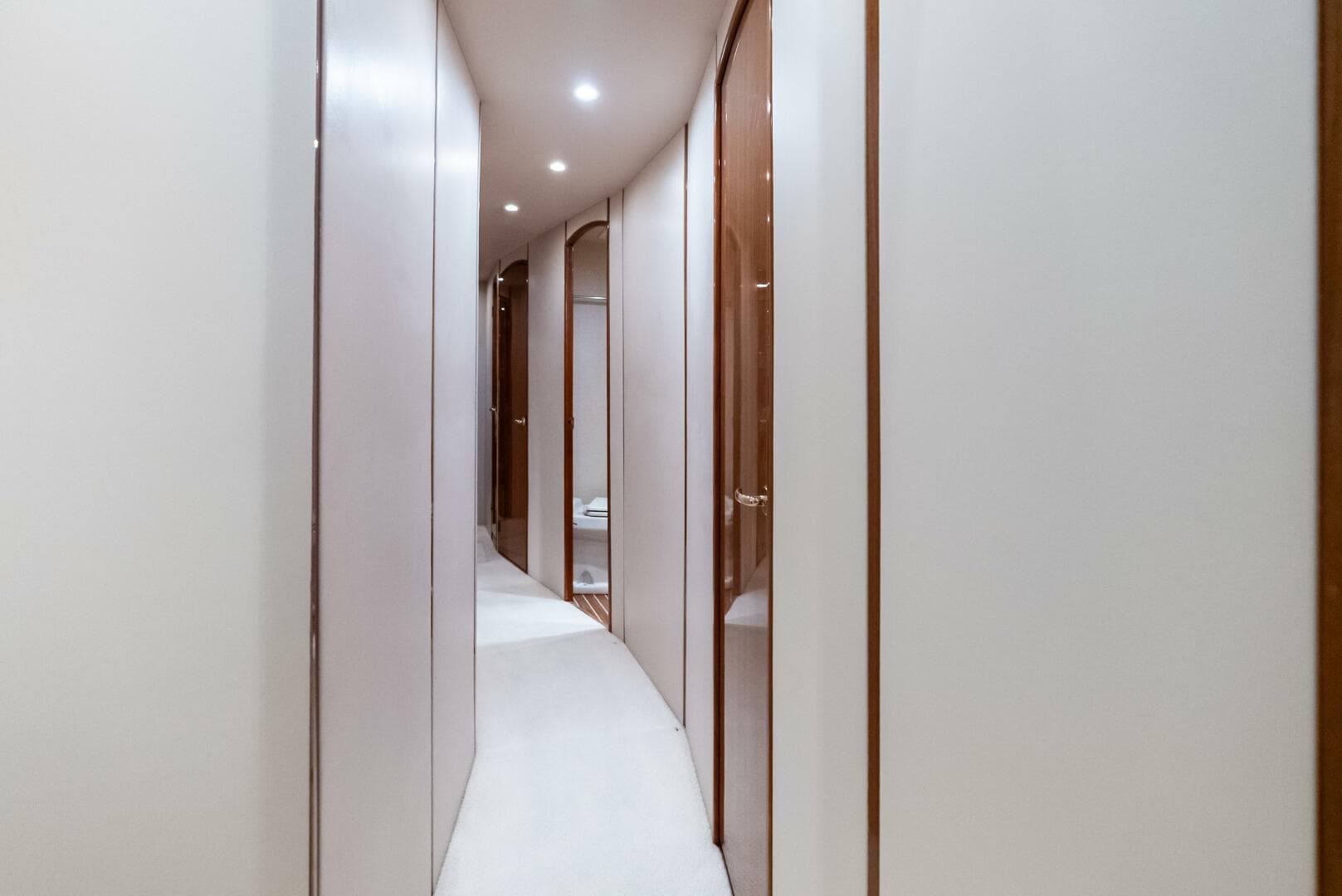 2006 Viking 68 Enclosed Bridge — photo 23