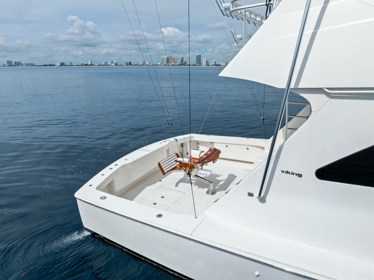 2006 Viking 68 Enclosed Bridge — photo 124