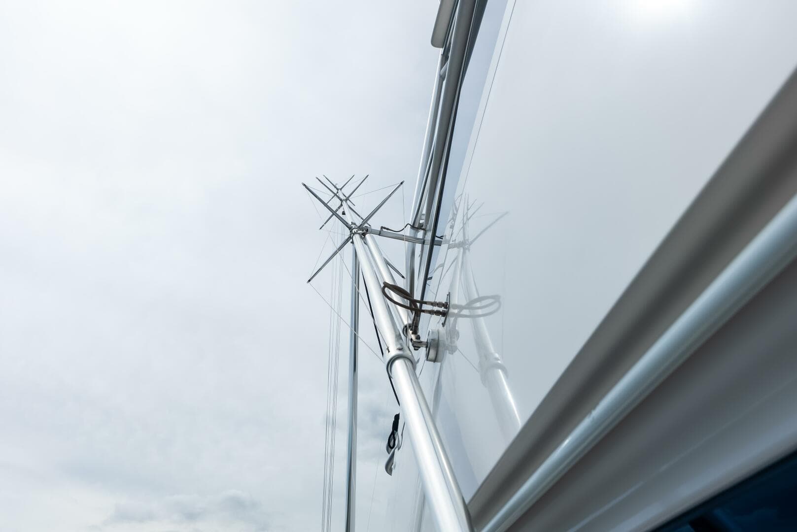 2006 Viking 68 Enclosed Bridge — photo 97