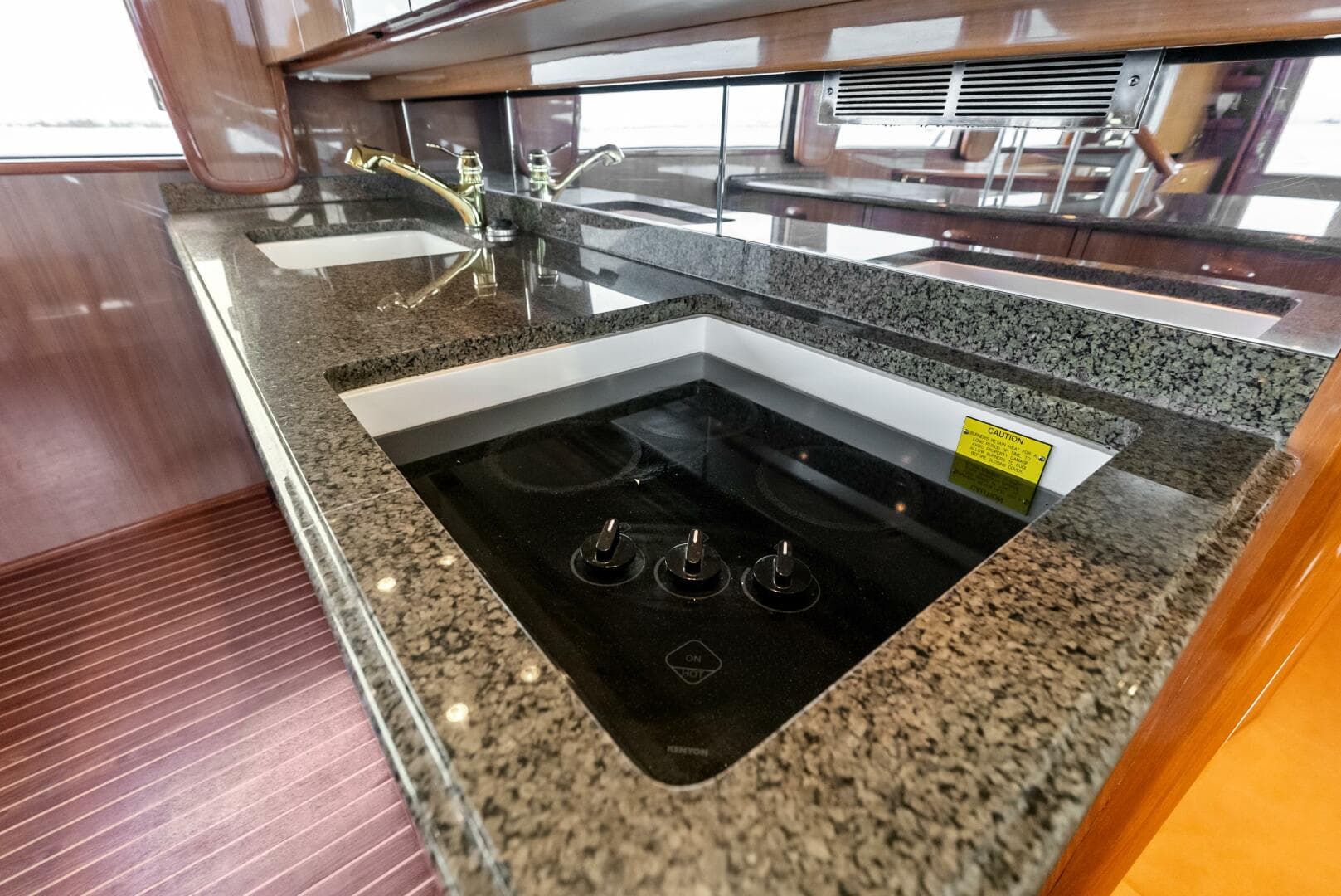 2006 Viking 68 Enclosed Bridge — photo 18