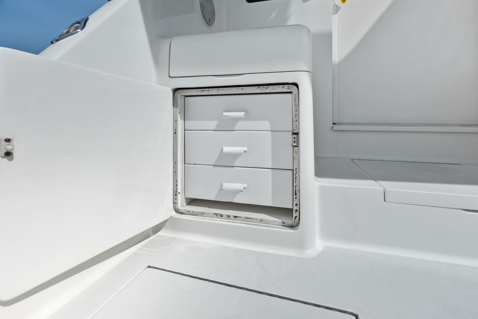 2006 Viking 68 Enclosed Bridge — photo 63