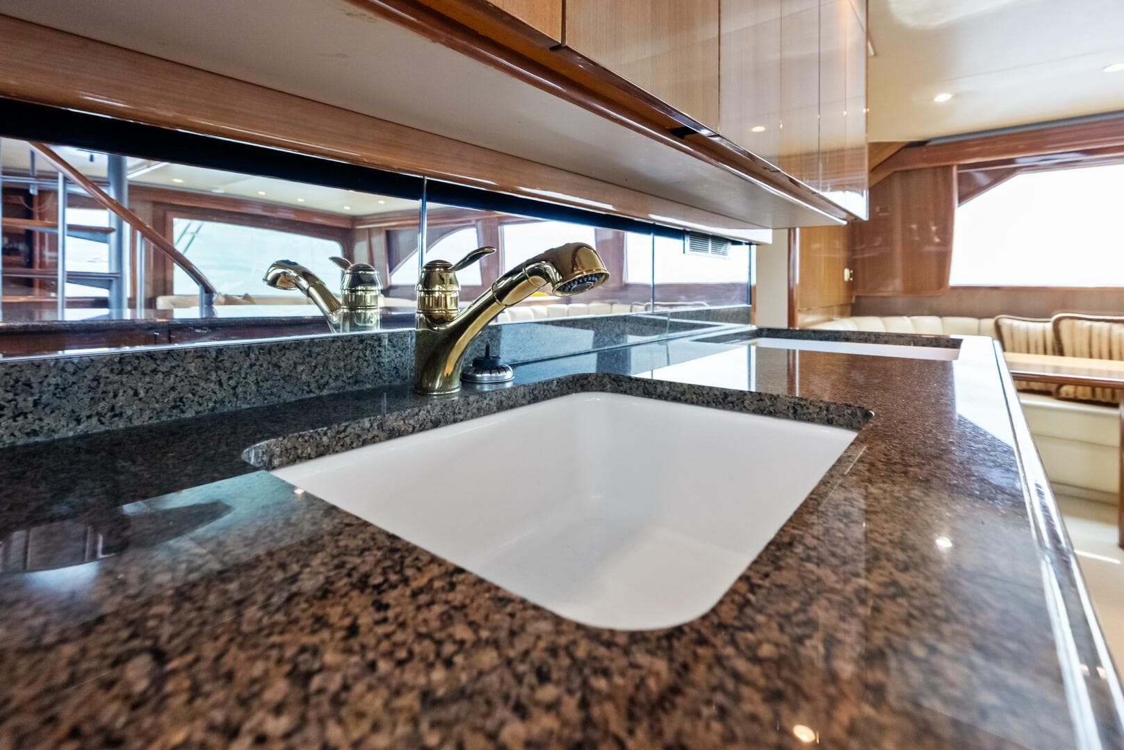 2006 Viking 68 Enclosed Bridge — photo 19