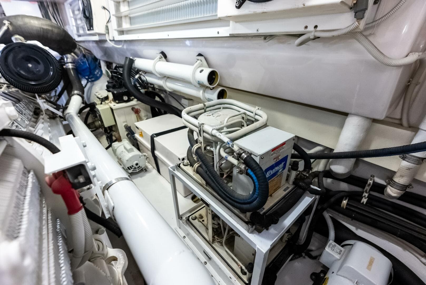 2006 Viking 68 Enclosed Bridge — photo 111