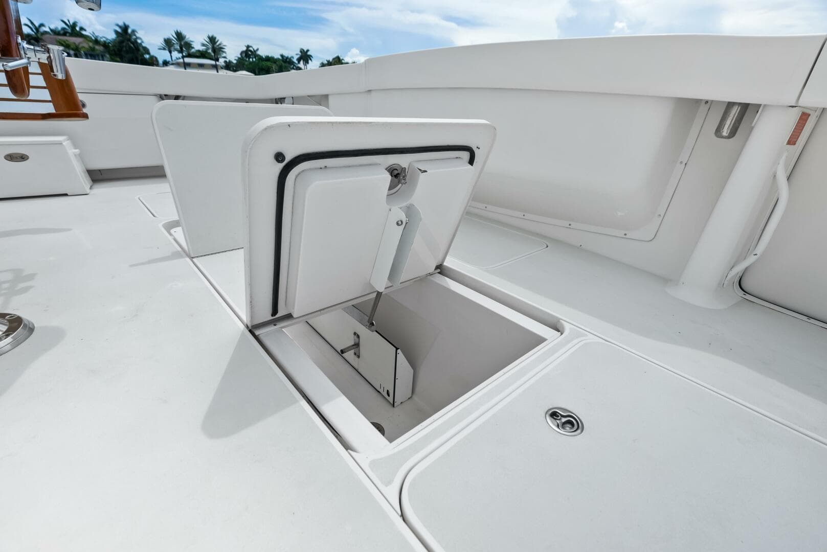 2006 Viking 68 Enclosed Bridge — photo 100