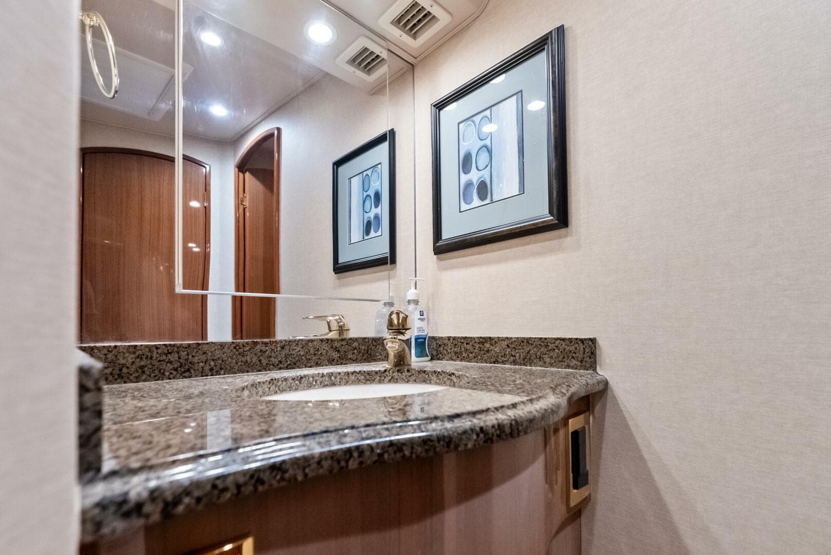 2006 Viking 68 Enclosed Bridge — photo 35