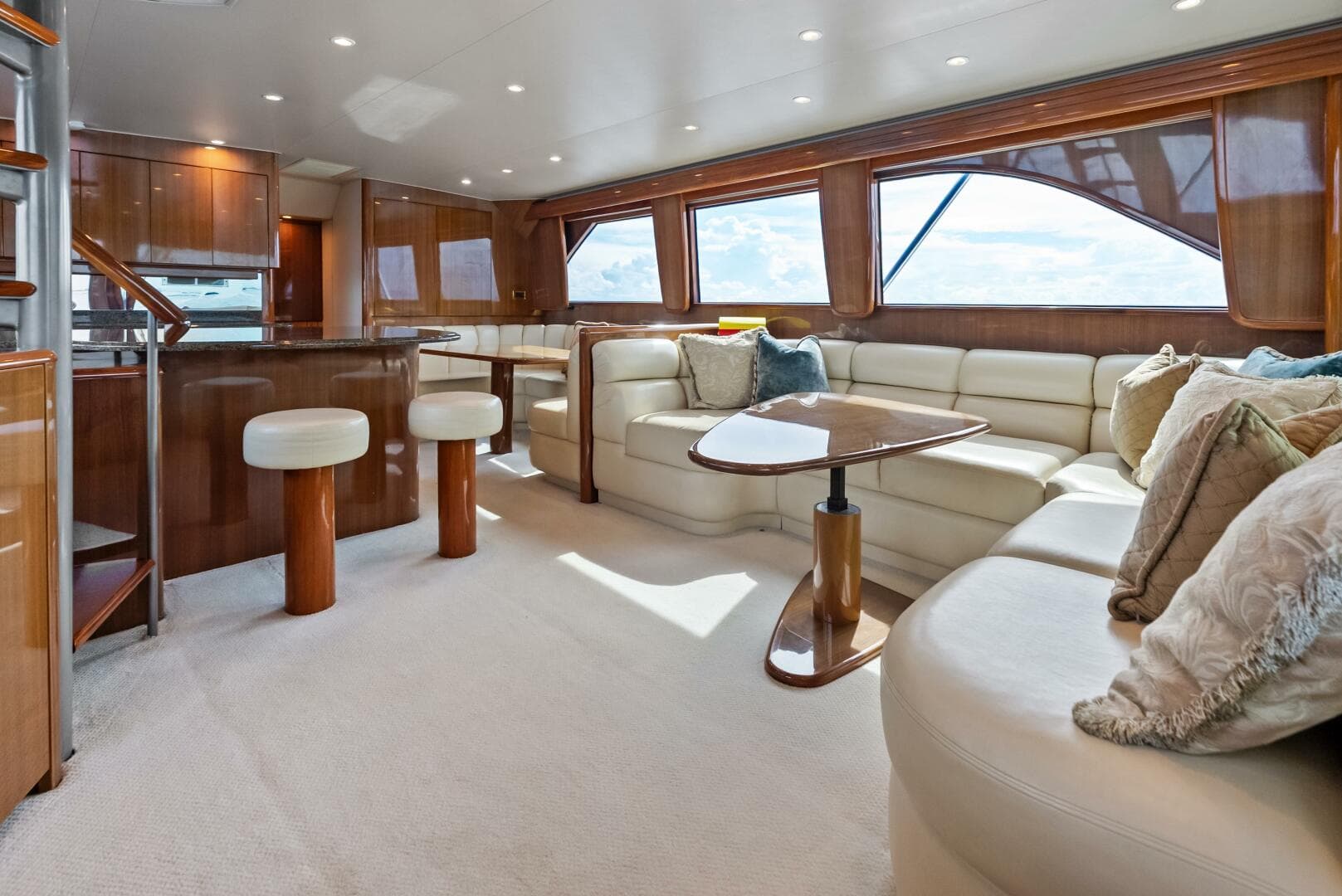 2006 Viking 68 Enclosed Bridge — photo 12