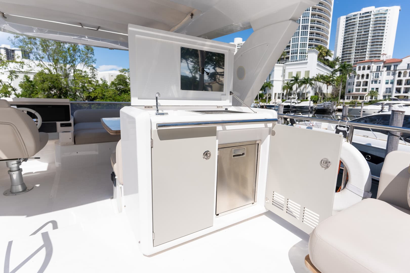 2022 Azimut 50 Flybridge — photo 59