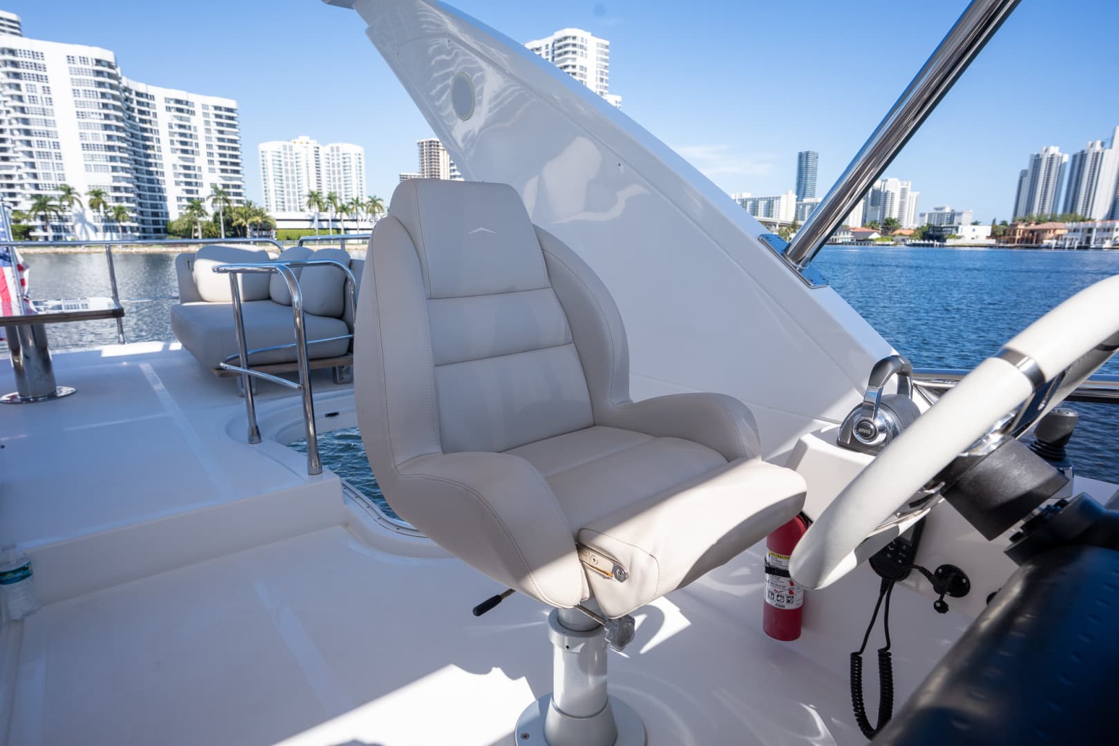 2022 Azimut 50 Flybridge — photo 85