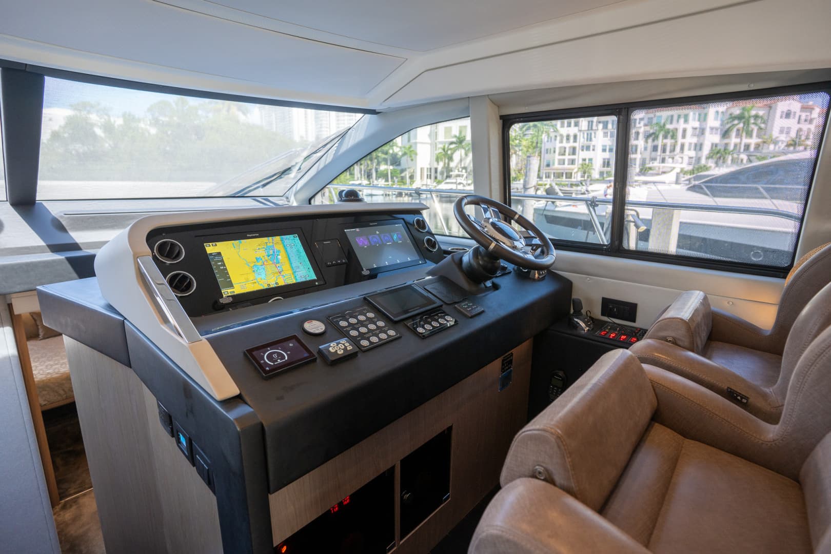 2022 Azimut 50 Flybridge — photo 43