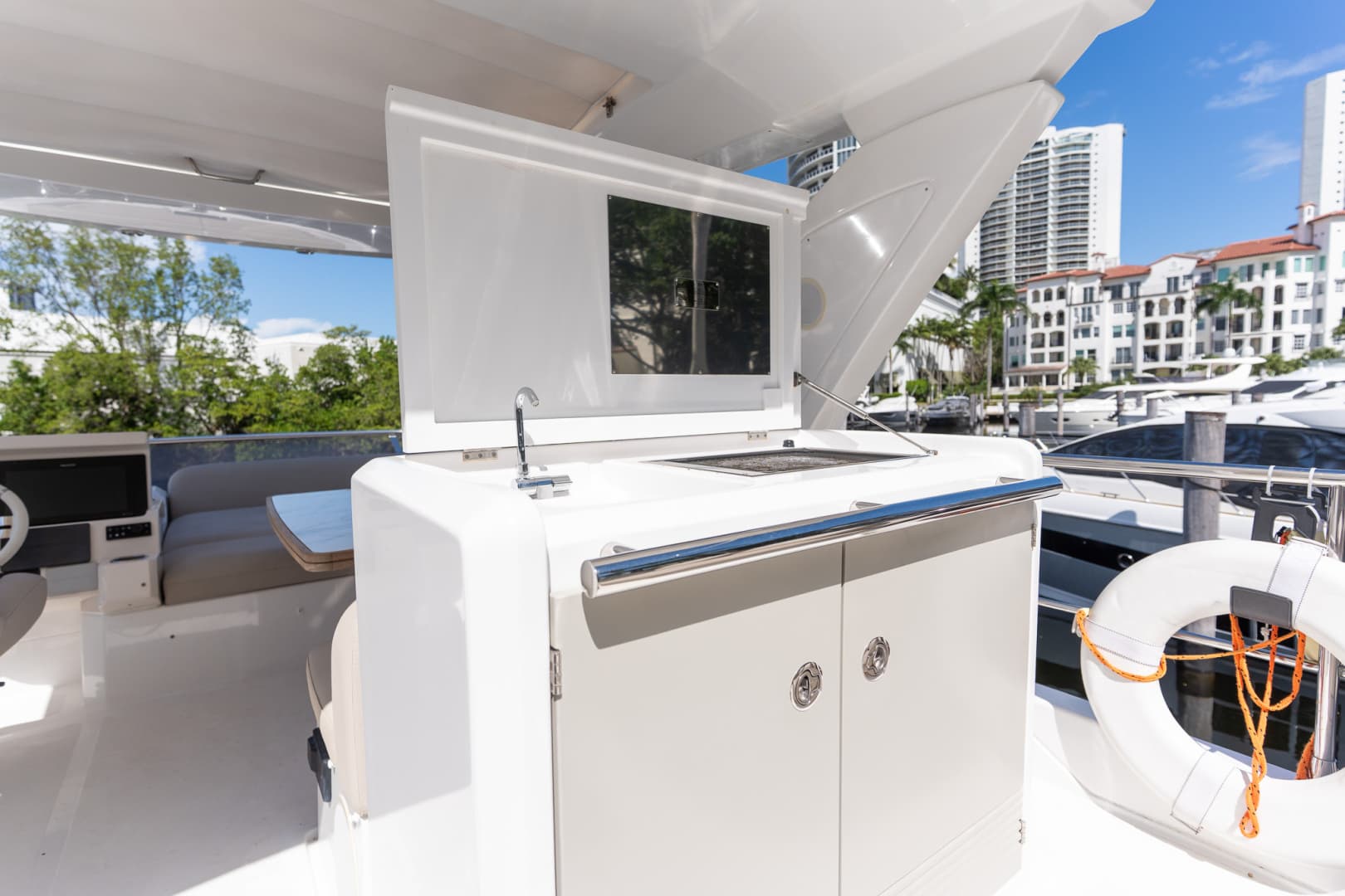 2022 Azimut 50 Flybridge — photo 58