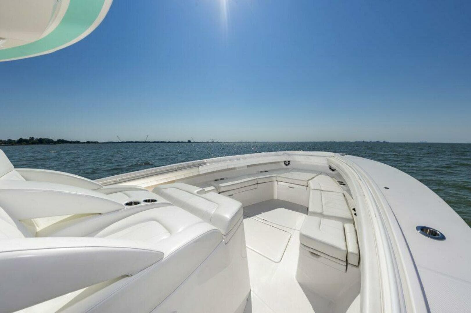 2022 Regulator 41 FS — photo 34