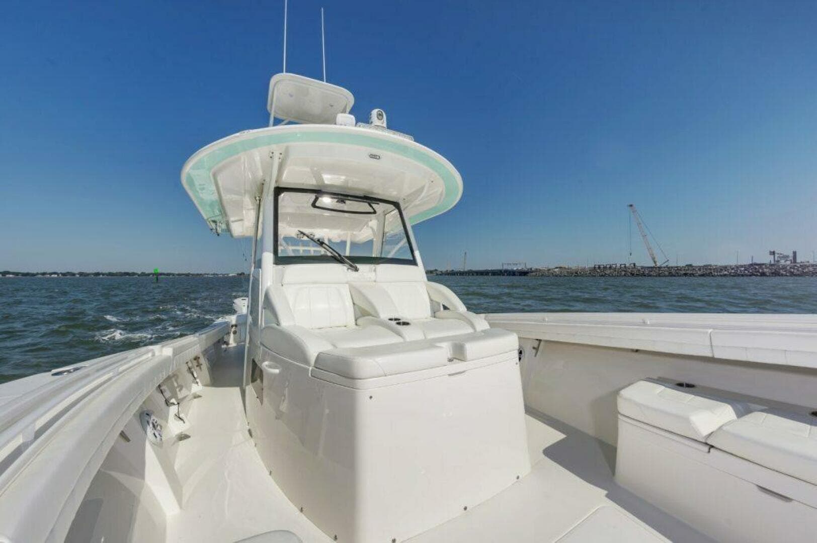 2022 Regulator 41 FS — photo 37