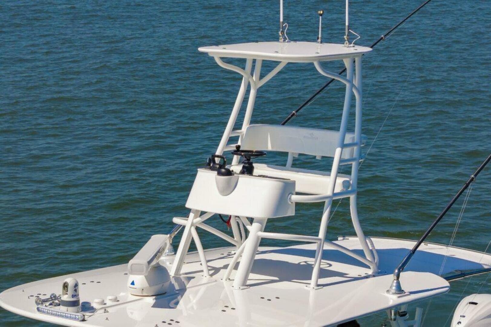 2022 Regulator 41 FS — photo 27