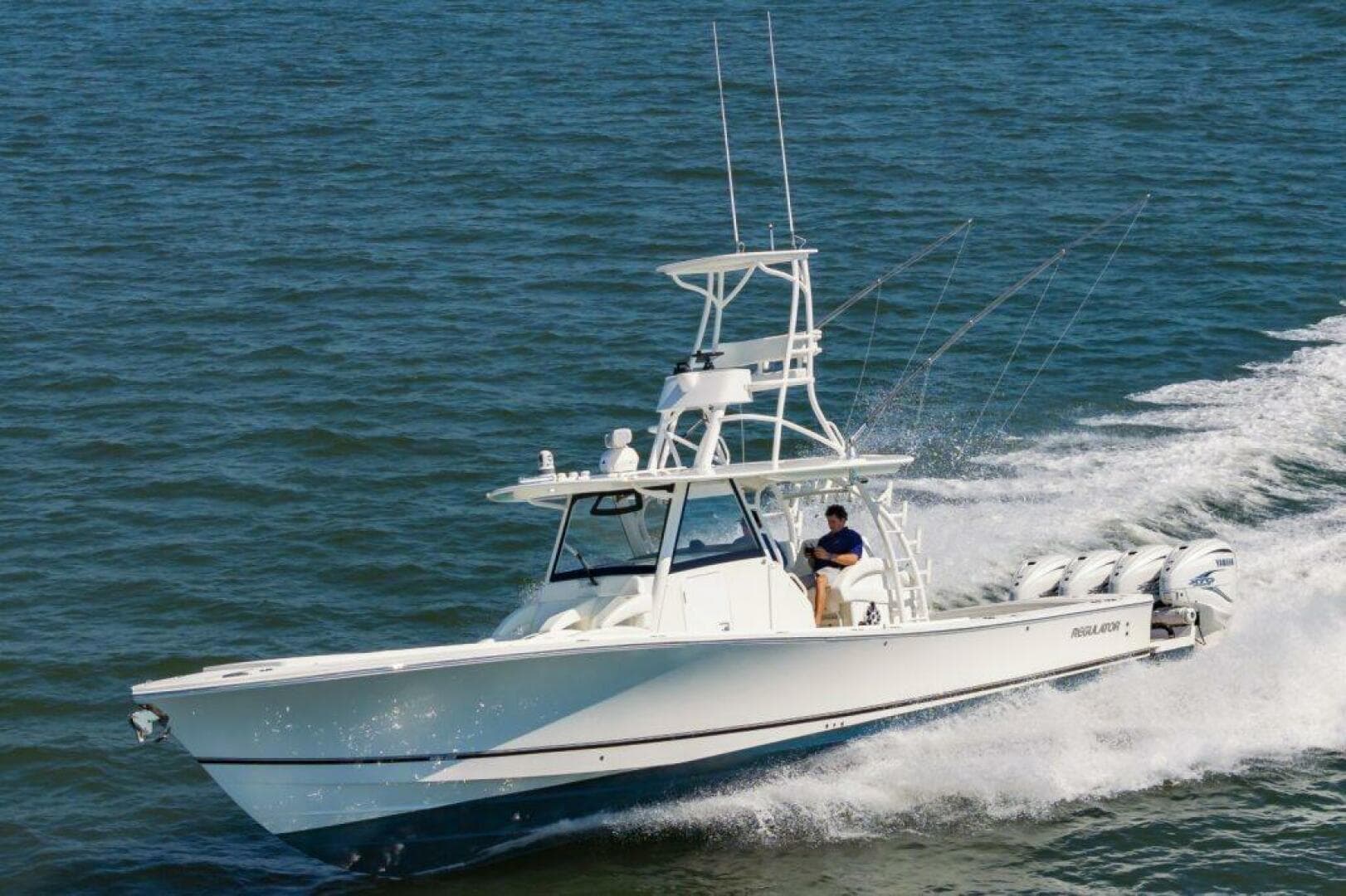 2022 Regulator 41 FS — photo 7