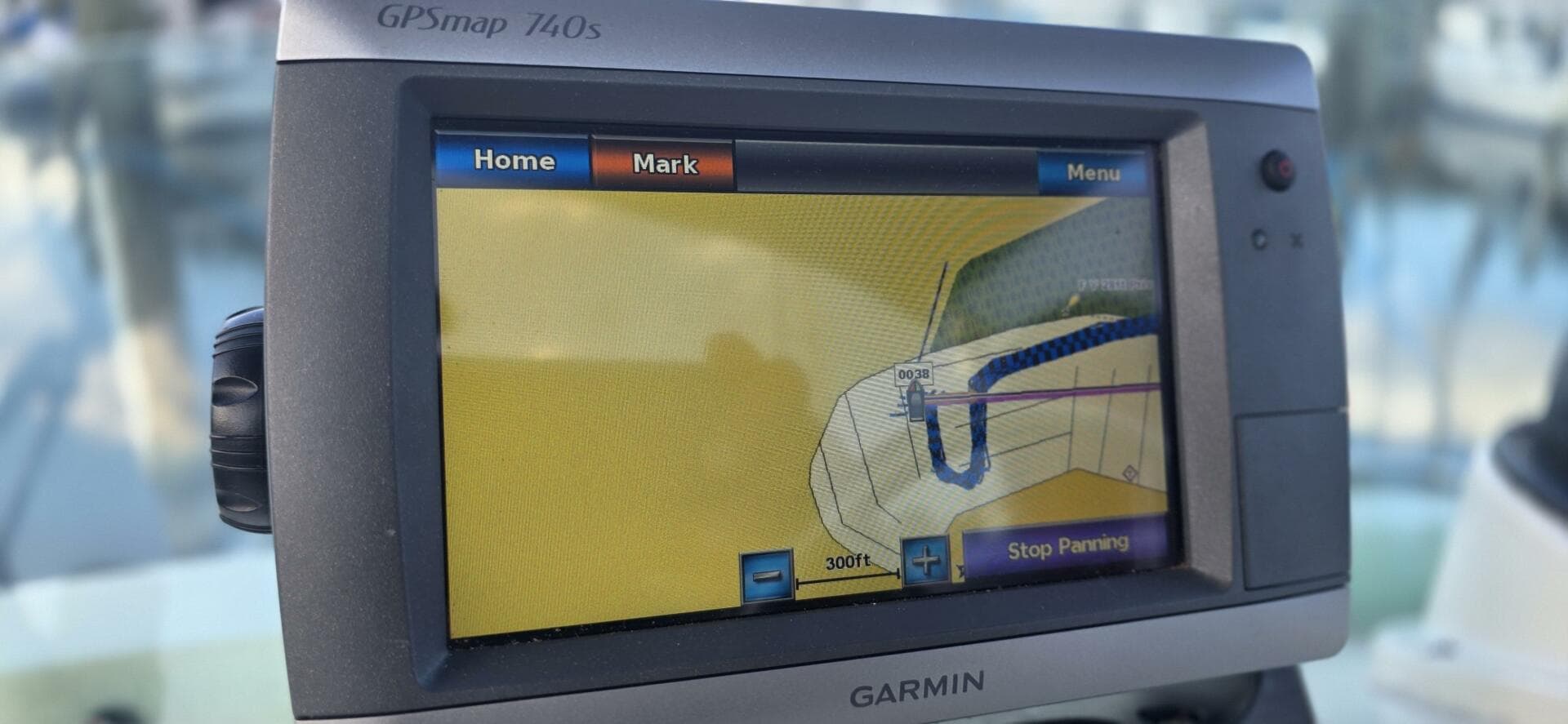 1983 Bertram 28 Flybridge — photo 9