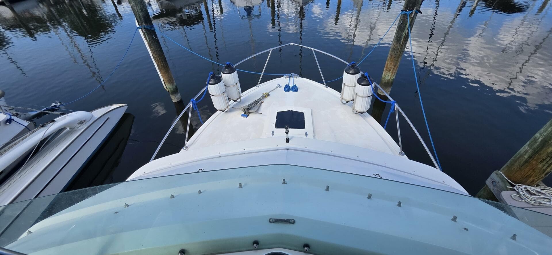 1983 Bertram 28 Flybridge — photo 12