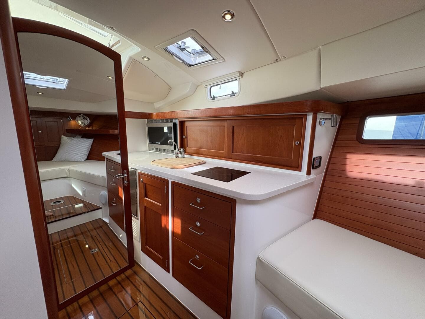 2023 Mjm 35 — photo 12