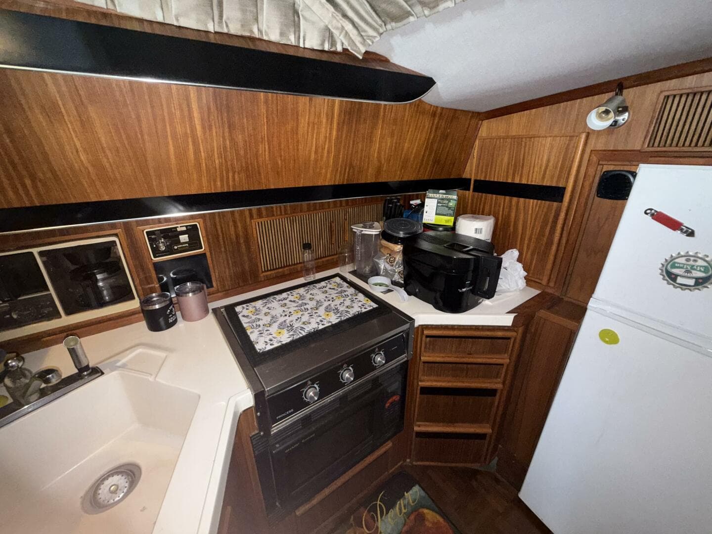 1988 Sea Ray 415 — photo 78