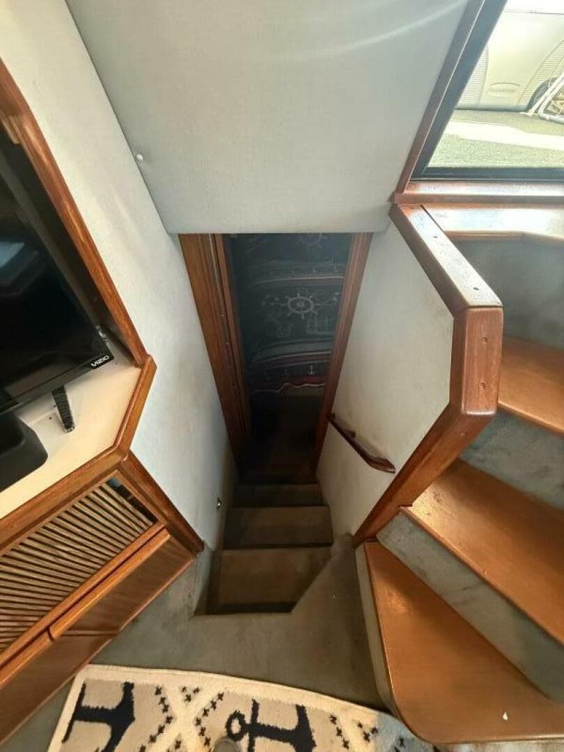 1988 Sea Ray 415 — photo 45