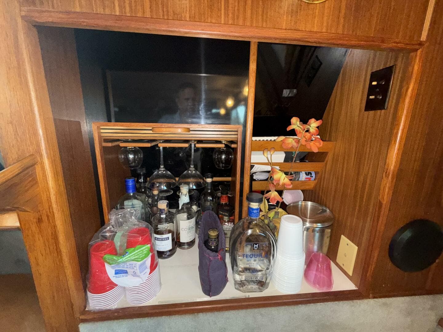 1988 Sea Ray 415 — photo 68