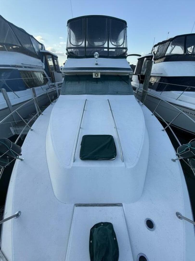 1988 Sea Ray 415 — photo 11