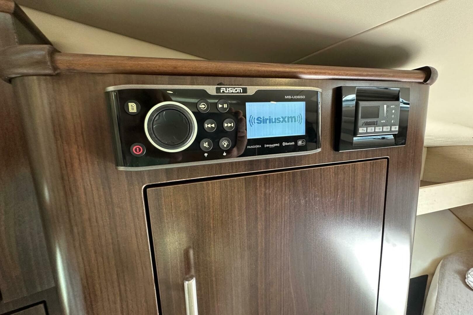 2016 Regal 35 Sport Coupe — photo 25