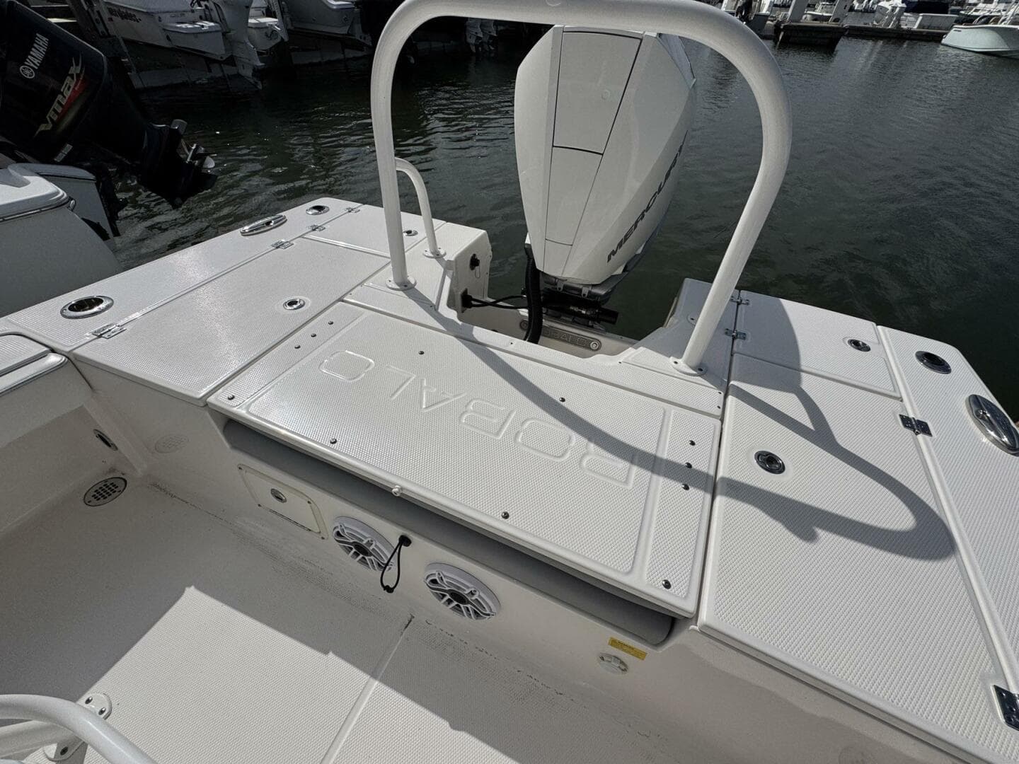 2021 Robalo 246 Cayman — photo 24