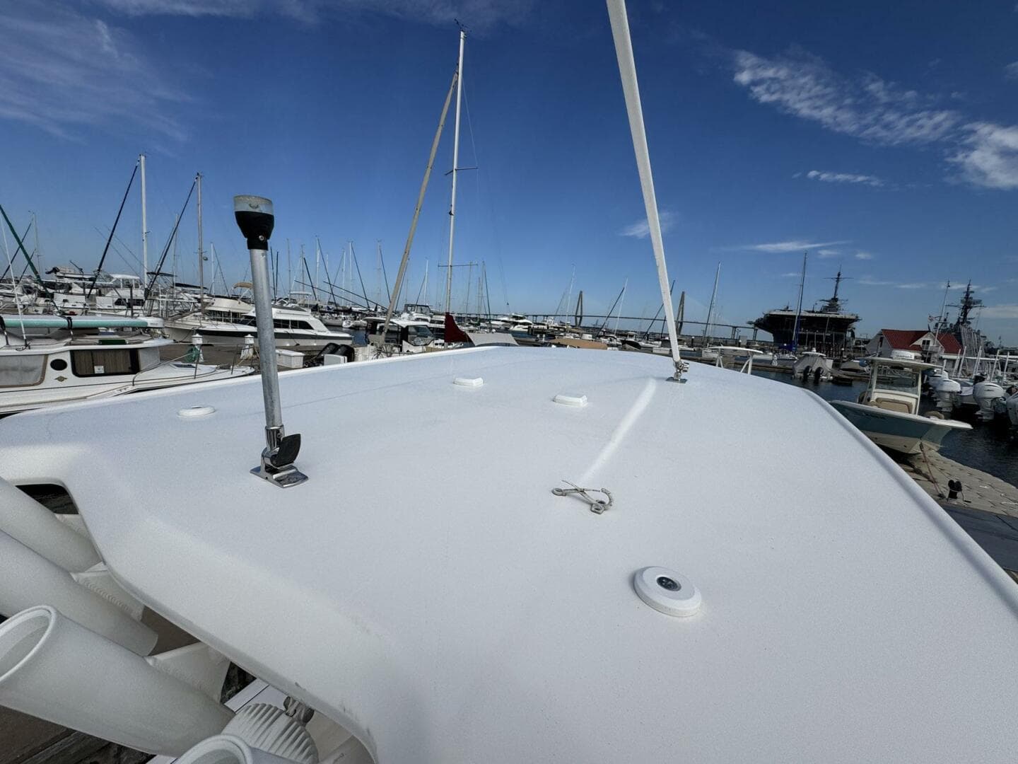 2021 Robalo 246 Cayman — photo 16