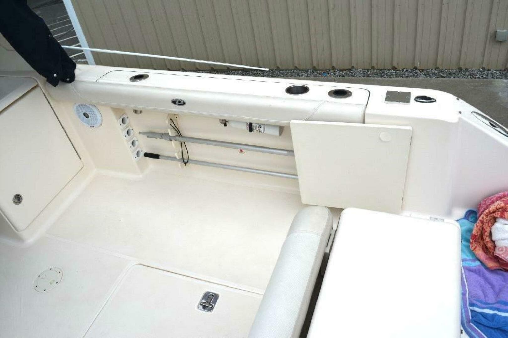 2011 Pursuit DC 265 Dual Console — photo 12