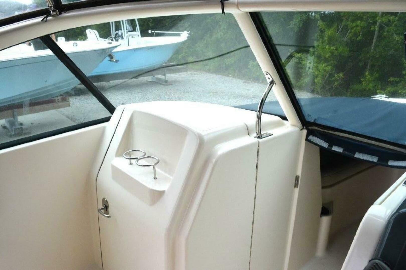 2011 Pursuit DC 265 Dual Console — photo 15