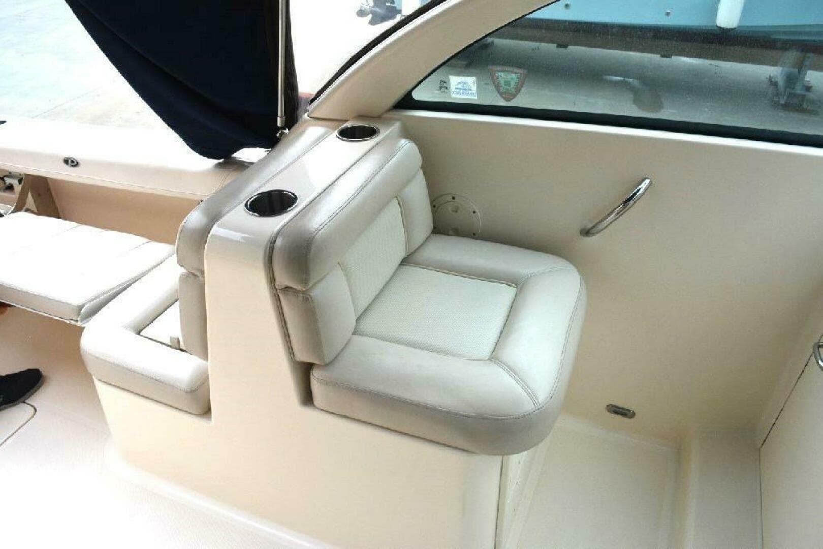 2011 Pursuit DC 265 Dual Console — photo 14