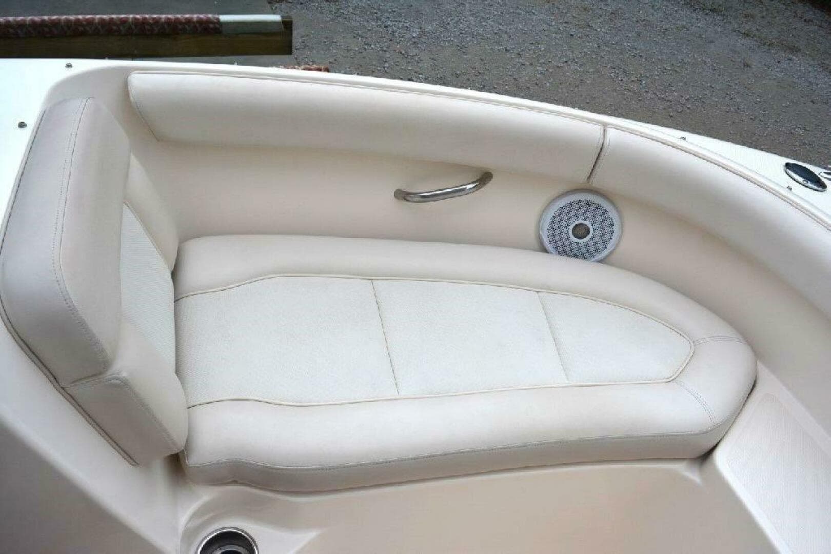 2011 Pursuit DC 265 Dual Console — photo 24