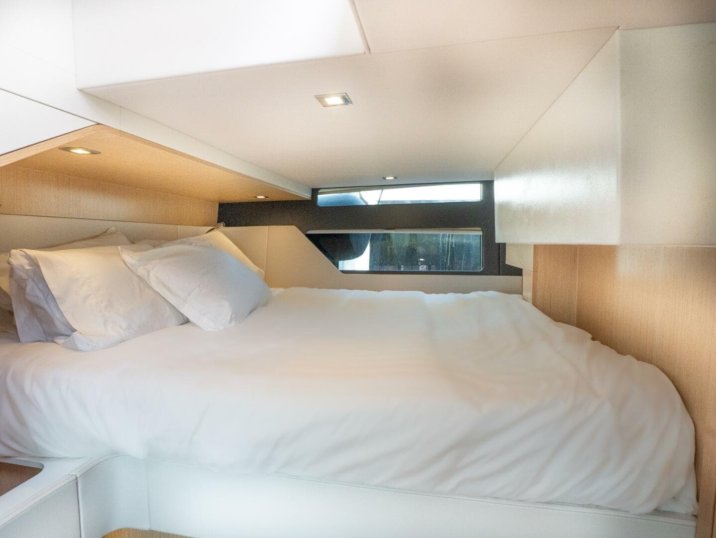 2024 Fjord 41 Xp — photo 32