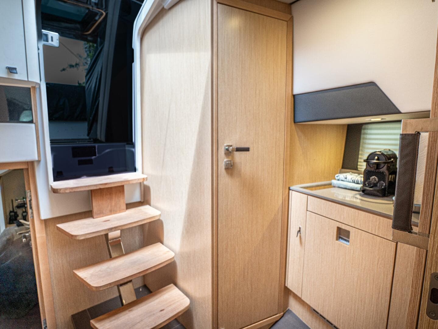 2024 Fjord 41 Xp — photo 23