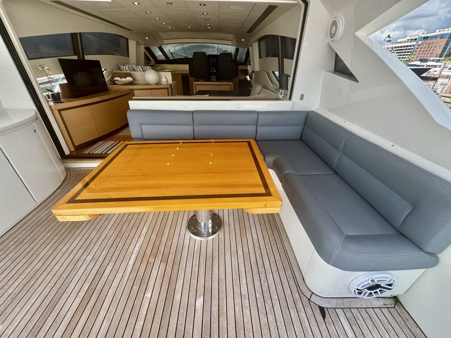 2008 Pershing 72 — photo 5