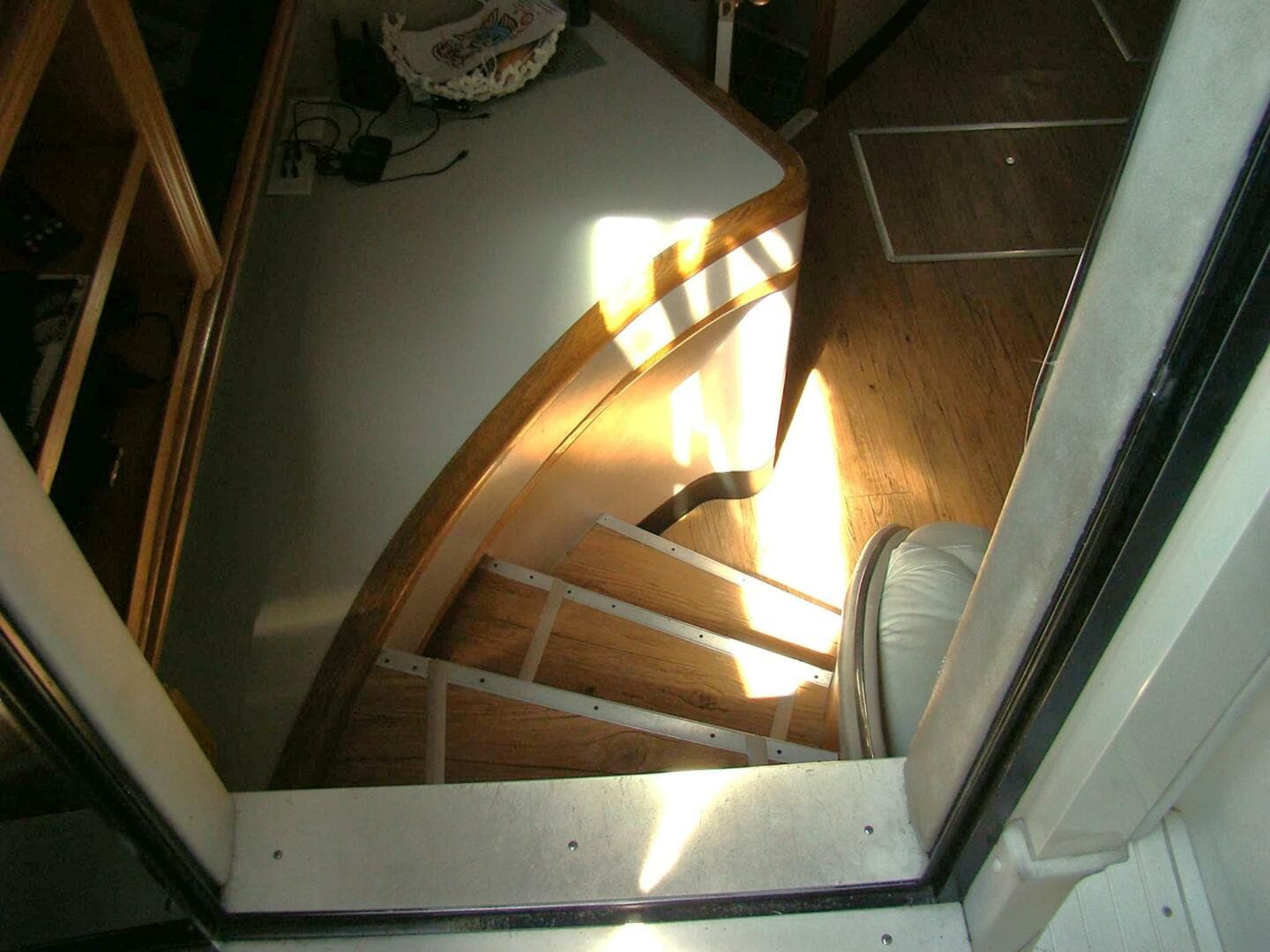 1991 Sea Ray 480 Sundancer — photo 32