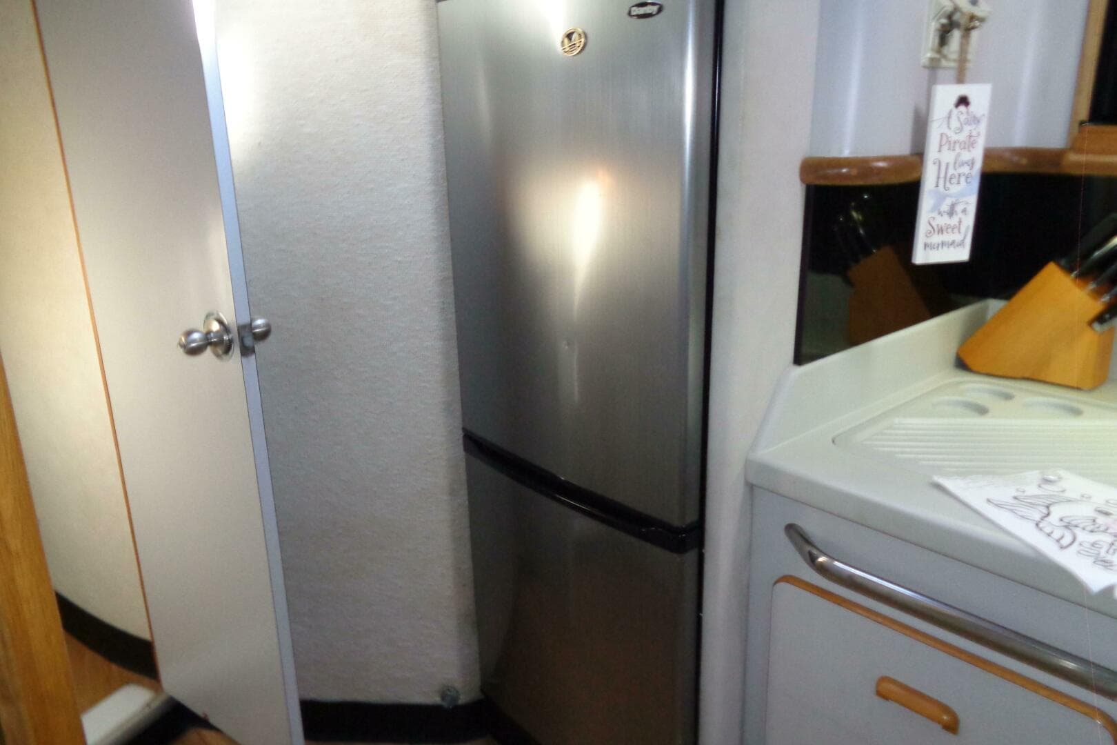 1991 Sea Ray 480 Sundancer — photo 60