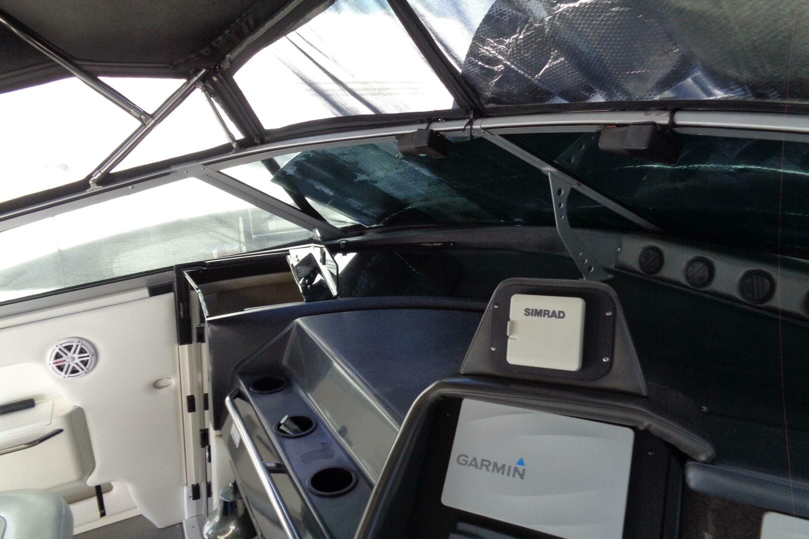 1991 Sea Ray 480 Sundancer — photo 29