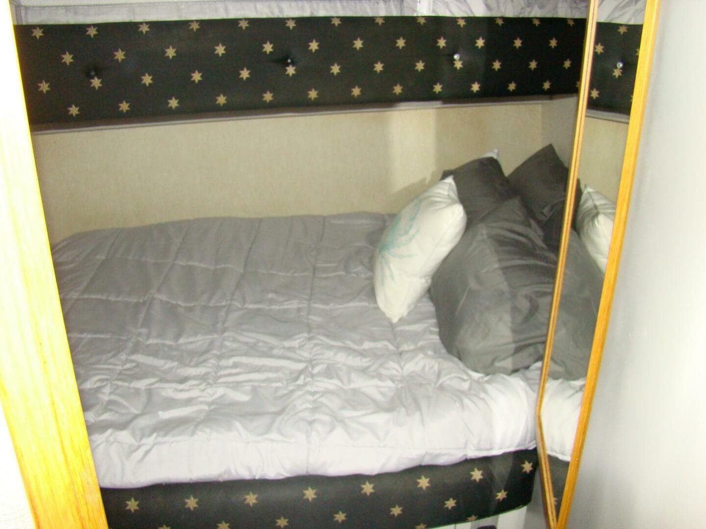 1991 Sea Ray 480 Sundancer — photo 41