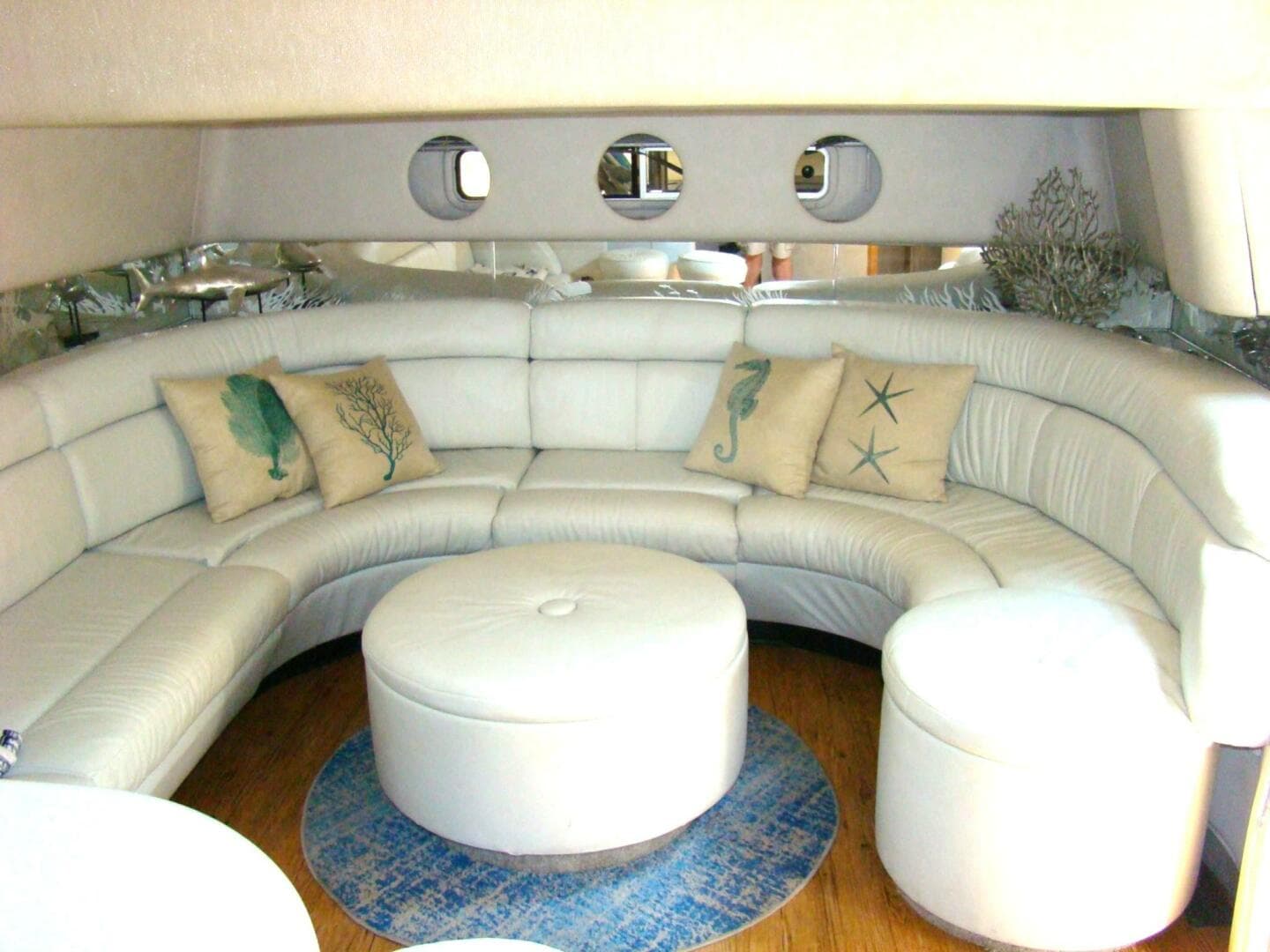 1991 Sea Ray 480 Sundancer — photo 35