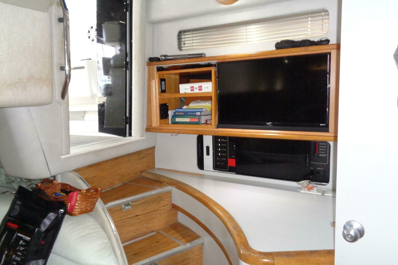 1991 Sea Ray 480 Sundancer — photo 48