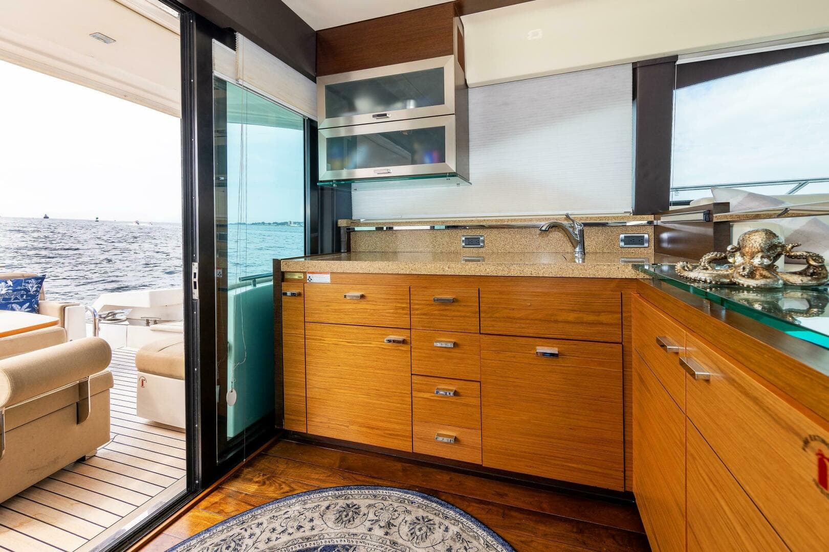 2014 Tiara Yachts 5000 Express — photo 13