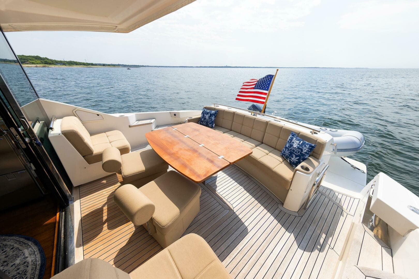 2014 Tiara Yachts 5000 Express — photo 7