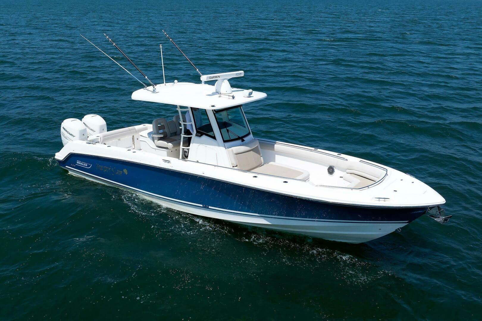 2016 Boston Whaler 330 Outrage