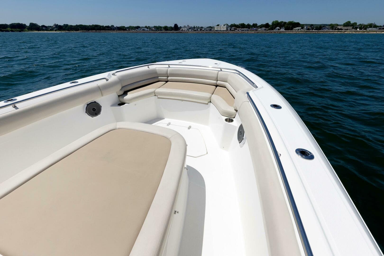 2016 Boston Whaler 330 Outrage — photo 7