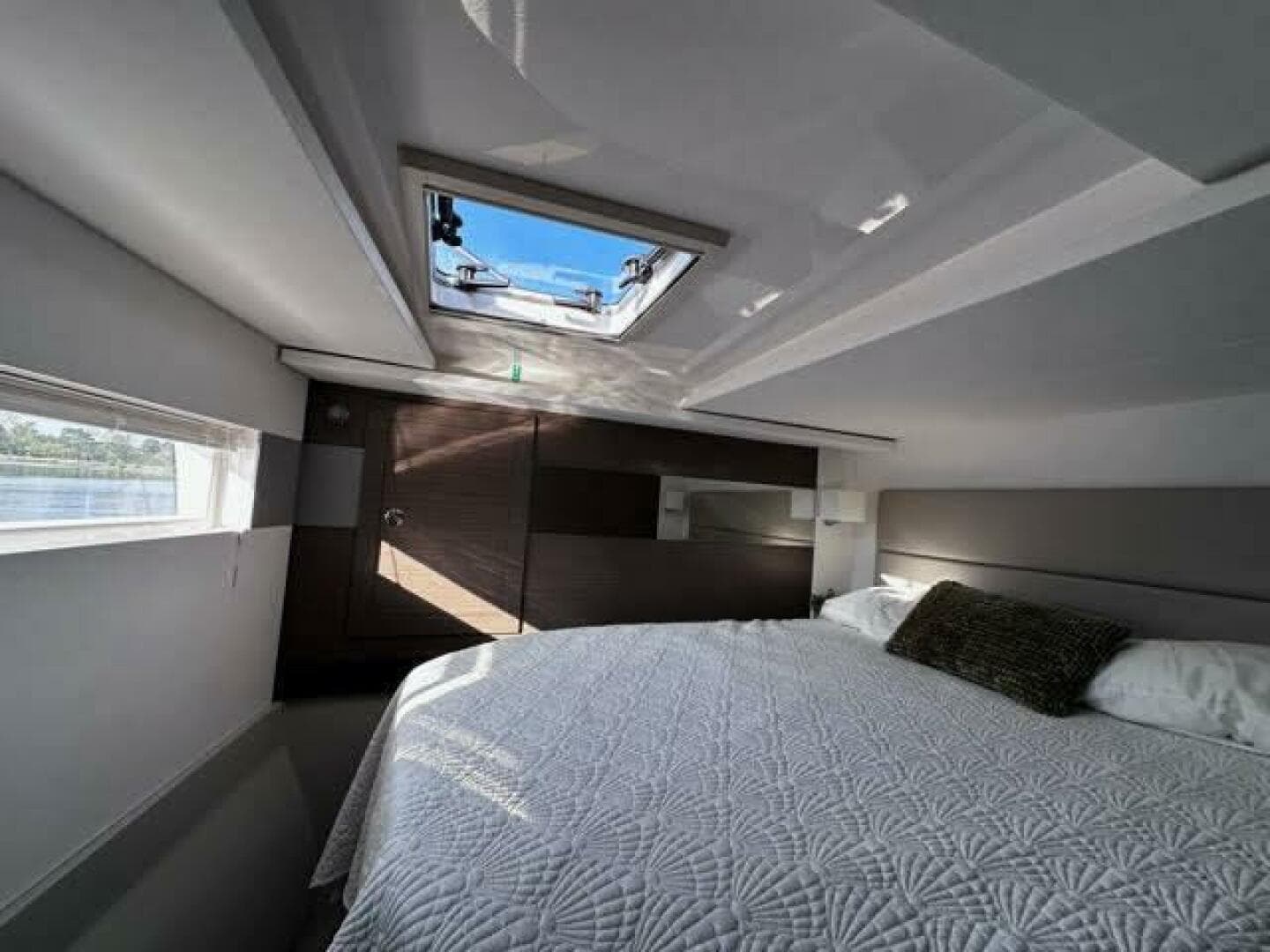 2023 Leopard 46 Pc — photo 12