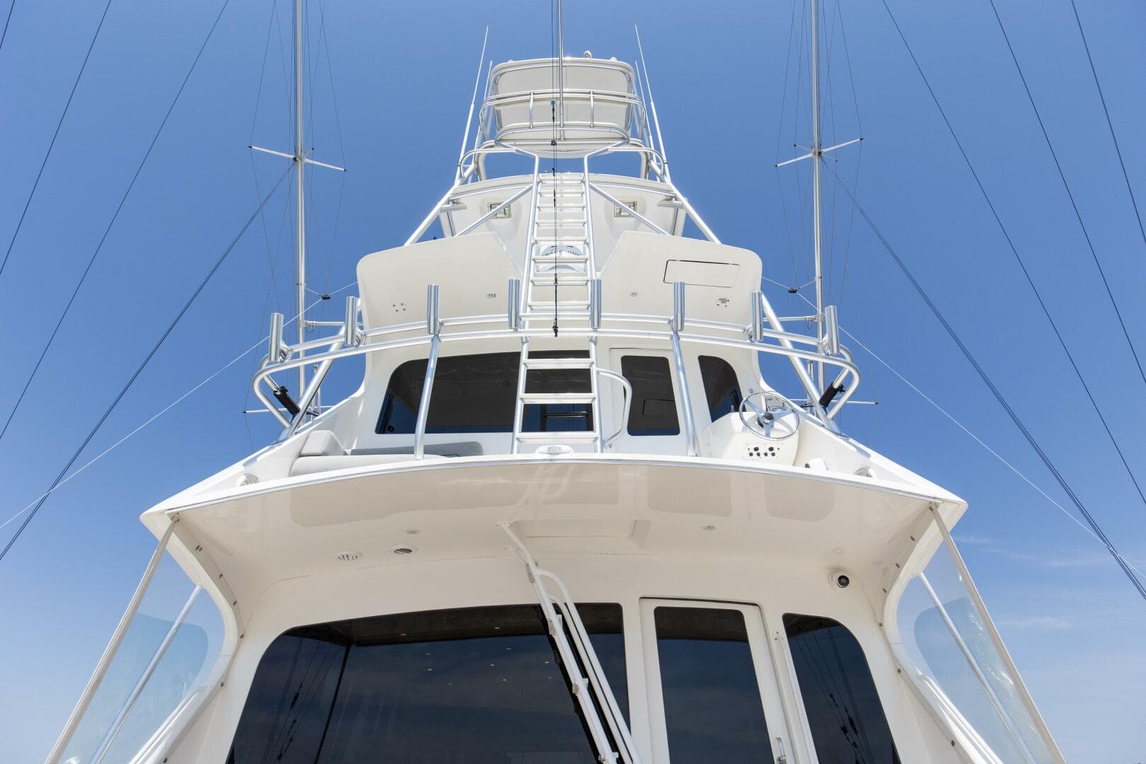 2007 Viking 64 Enclosed Bridge — photo 43