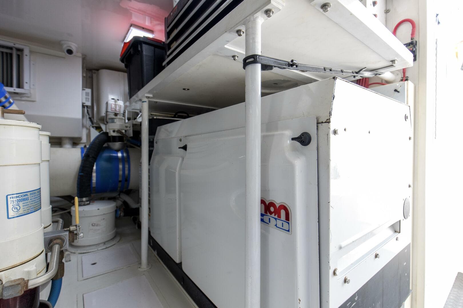 2007 Viking 64 Enclosed Bridge — photo 50